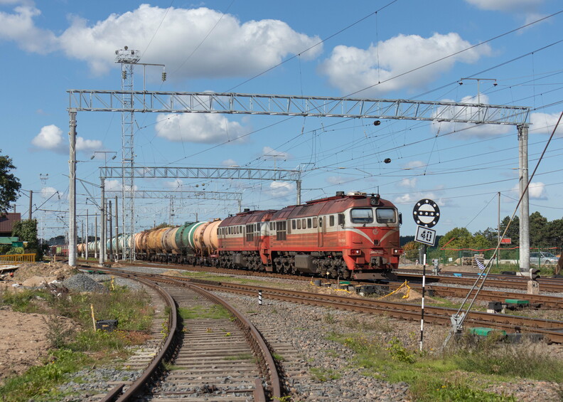 2M62UM-083 Lentvaris
